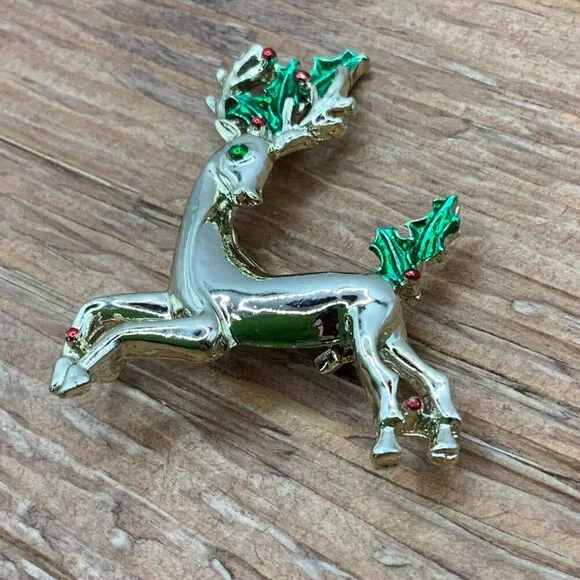 Gerry's Vintage Christmas Reindeer Gold Tone Enamel Brooch - Picture 5 of 6